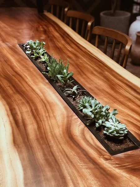 solid wood table gren