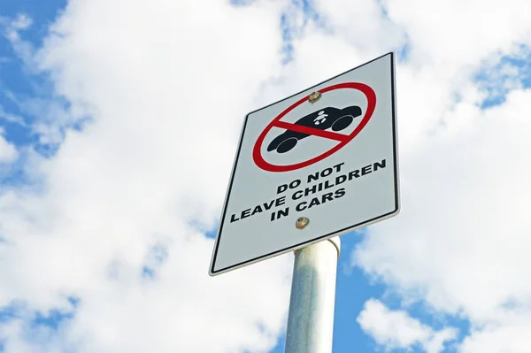 Red Black White Leave Children Cars Sign — Stock Photo, Image