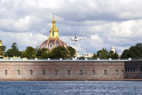 Russia Saint Petersburg July 2020 Helicopter Lands Site Territory Peter — Stock Photo, Image