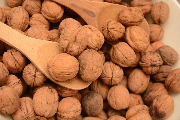 Ceviz ahşap kaşık grup tarım doğa organik gıda aperatifler üzerinde