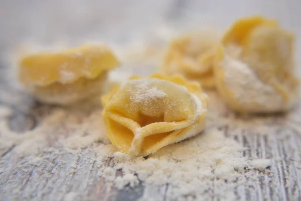 Tortellini Olasz Hagyományos Tészta Tojással Ínyenc Élelmiszer — Stock Fotó