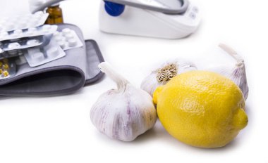 Sarımsak ve limon daha iyi çözüm o zaman hapları ve uyuşturucu vardır