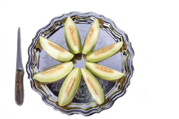 Scheiben Frischer Gelber Melone Oder Cantaloupe Auf Dem Alten Tablett — Stockfoto