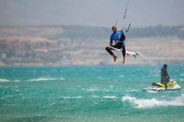 33 yaşında. Fuerteventura Dünya Kupası 2018. GKA Uçurtma Askısız Serbest Stil. 2018.07.21. Playa Sotavento.