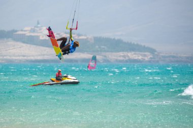 33 yaşında. Fuerteventura Dünya Kupası 2018. GKA Uçurtma Askısız Serbest Stil. 2018.07.21. Playa Sotavento.