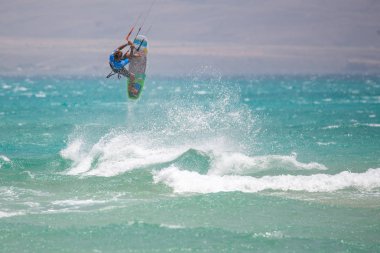 33 yaşında. Fuerteventura Dünya Kupası 2018. GKA Uçurtma Askısız Serbest Stil. 2018.07.21. Playa Sotavento.