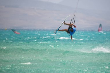33 yaşında. Fuerteventura Dünya Kupası 2018. GKA Uçurtma Askısız Serbest Stil. 2018.07.21. Playa Sotavento.