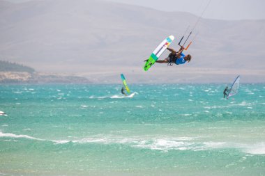33 yaşında. Fuerteventura Dünya Kupası 2018. GKA Uçurtma Askısız Serbest Stil. 2018.07.21. Playa Sotavento.