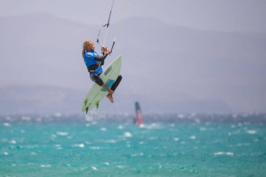 33 yaşında. Fuerteventura Dünya Kupası 2018. GKA Uçurtma Askısız Serbest Stil. 2018.07.21. Playa Sotavento.