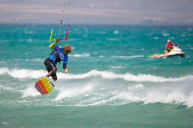 33 yaşında. Fuerteventura Dünya Kupası 2018. GKA Uçurtma Askısız Serbest Stil. 2018.07.21. Playa Sotavento.