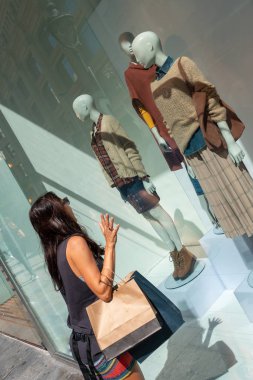 dükkan pencere, barcelona hevesli genç kız