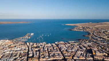 Corralejo Bay, fuerteventura - Kanarya Adaları havadan görünümü