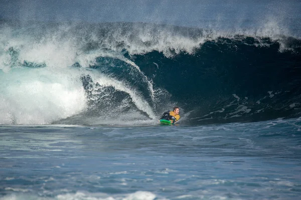 Lanzarote Listopada 2018 Surfer Duża Fala Konkurs Klasa Quemao Lanzarote — Zdjęcie stockowe