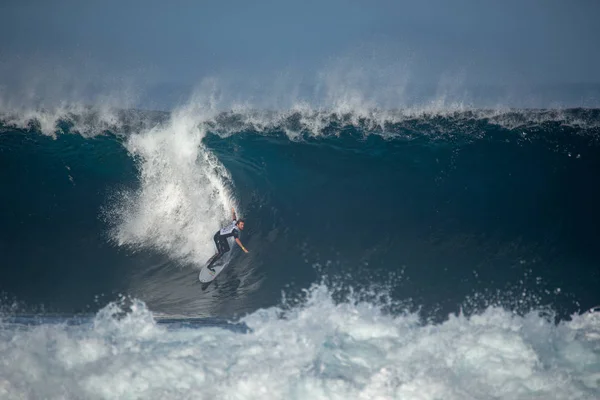 Lanzarote Listopada 2018 Surfer Duża Fala Konkurs Klasa Quemao Lanzarote — Zdjęcie stockowe