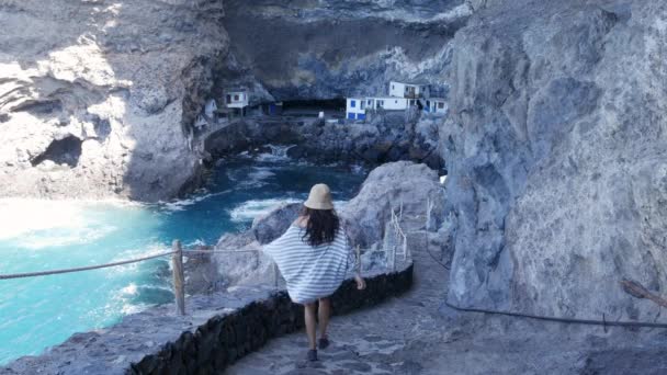 Grotte pirate Poris de Candelaria, une attraction touristique cachée près de Tijarafe — Video