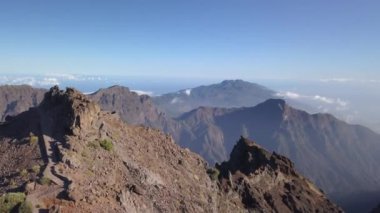 Mirador Roque de los Muchachos, popüler turistik ilgi merkezi - La palma