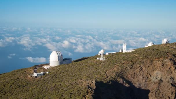 Pohled na observatoře z vrcholu Roque De Los Muchachos, La Palma — Stock video