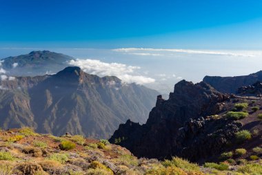 Mirador Roque de los Muchachos, popüler turistik ilgi merkezi - La palma