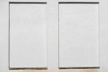 sıva çerçeveli yıpranmış beyaz sıva duvar