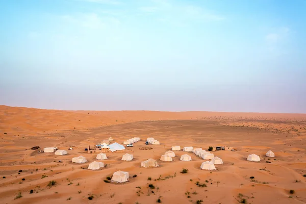 Κατασκήνωση Βαθιά Στην Έρημο Σαχάρα Νότια Του Douz Τυνησία — Φωτογραφία Αρχείου