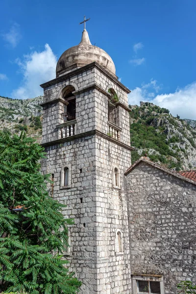 Widok Pionowy Nicholas Serbskiej Cerkwi Kotor Czarnogóra — Zdjęcie stockowe