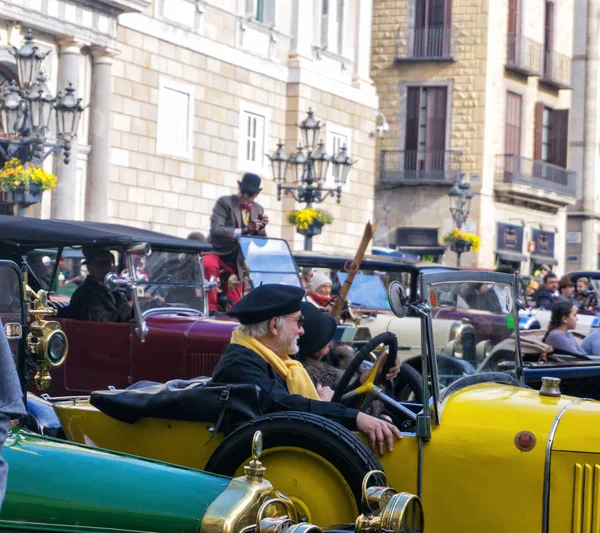 Барселона Іспанія Березня Барвисті Старих Автомобілів Парад Відсутня Барселоні Іспанія — стокове фото