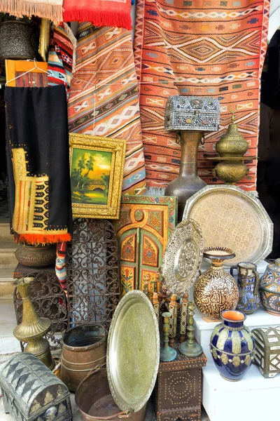 Antyki na sprzedaż w Sidi Bou Said, Tunezja — Zdjęcie stockowe