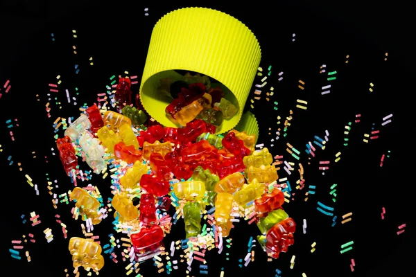 Colorful Sprinkles Gummy Bears Mirror Dark Background — Stock Photo, Image