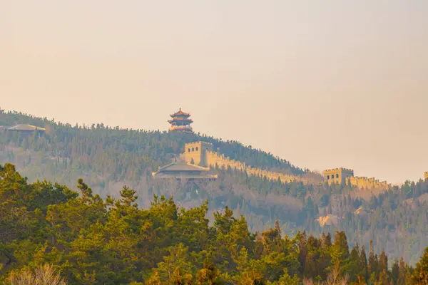 Краєвид комплексу Наньшань храм на longkou місто в Лу — стокове фото