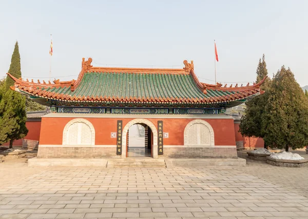 Traditionele Chinese architectuur en paviljoen in het complex van — Stockfoto