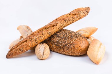 Çeşitli ekmek. Kahvaltıda ev yapımı ekmek