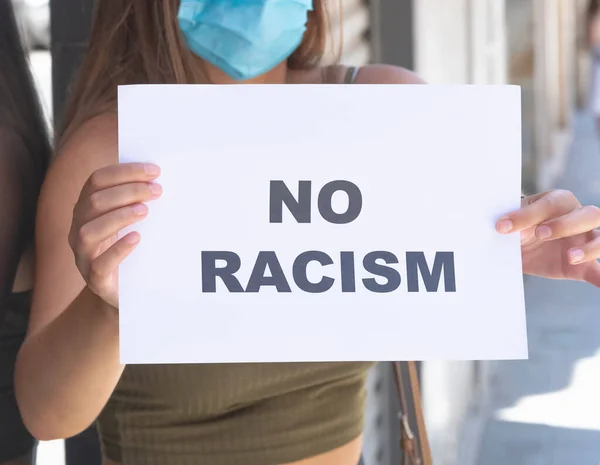 Close Young Woman Wearing Surgical Mask Holding Sign Message Out — Stock Photo, Image