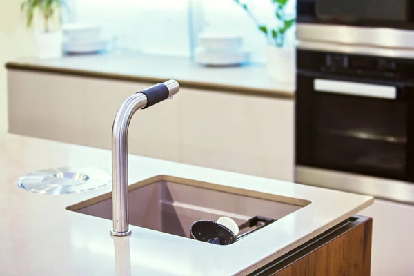 Water Faucet Modern Kitchen Concrete Countertop Luxury Kitchen — Stock Photo, Image