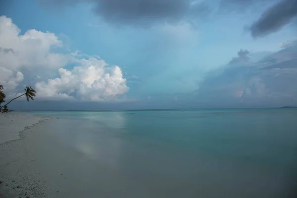 Increíble Vista Del Paisaje Tropical Agua Turquesa Del Océano Índico —  Fotos de Stock