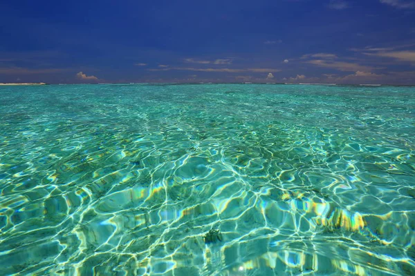Vue Imprenable Sur Horizon Surface Eau Turquoise Horizon Avec Des — Photo
