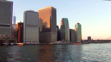 Manhattan New York siluetinin muhteşem görünümü.