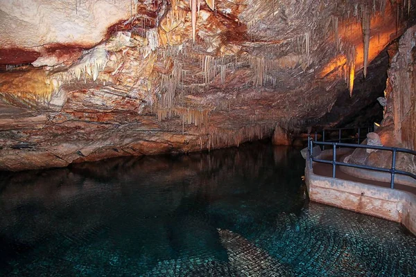 Magnífica Vista Las Cuevas Cristal Las Bermudas Hermosos Fondos — Foto de Stock