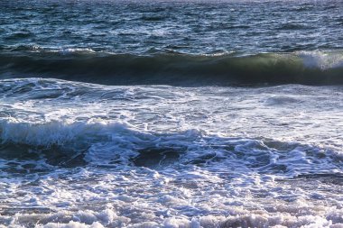 Gökyüzü arka plan üzerinde Pasifik okyanus görünümü beautifil. Güzel doğa arka.