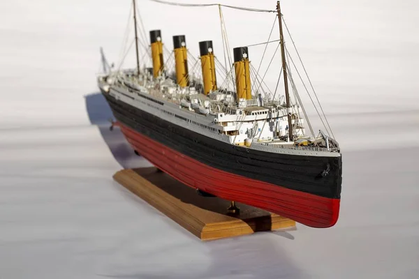 Modelo Hecho Mano Titanic Hermoso Modelo Hecho Mano Titanic Aislado — Foto de Stock