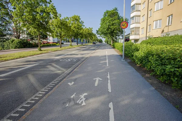 Вид Пустую Городскую Улицу Летний День Схожая Ситуация Швеции Европе — стоковое фото