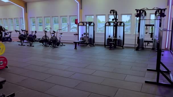 Vedere Frumoasă Unui Centru Fitness Bine Echipat Conceptul Stil Viață — Videoclip de stoc