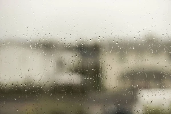 Vista Gotas Chuva Correndo Vidro Janela Bela Natureza Fundos — Fotografia de Stock