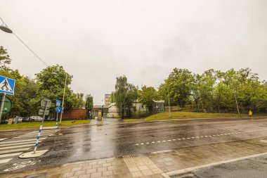 Stockholm 'deki Rus Büyükelçiliği' nin yağmurlu sonbahar günündeki manzarası. 09.08.2020. Stockholm. İsveç.