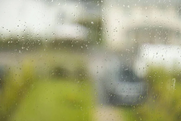 Prachtig Uitzicht Regendruppels Die Vensterglas Lopen Prachtige Natuur Achtergronden — Stockfoto