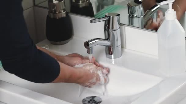 Vista Vicino Delle Mani Lavaggio Maschili Concetto Igiene Concetto Salute — Video Stock