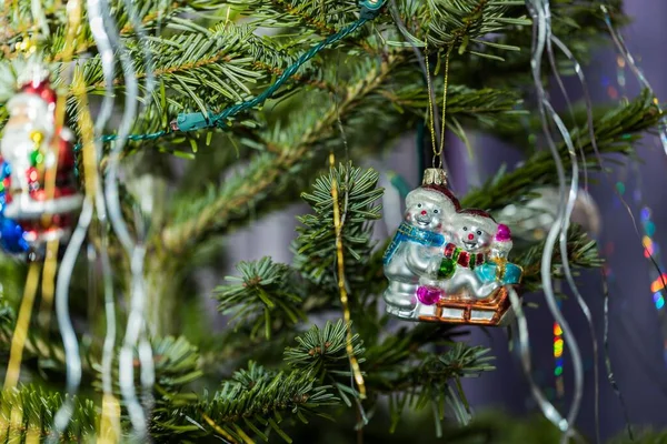 Vista Coloridas Decoraciones Navideñas Árbol Navidad Concepto Vacaciones Navidad Tarjeta —  Fotos de Stock