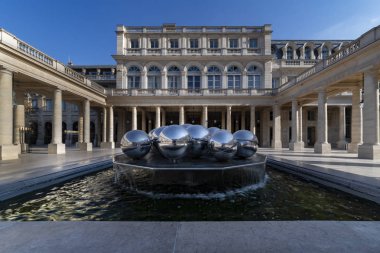 Modern dekorasyon ayrıntıları Palais Royal, Paris