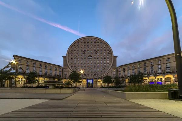 Fotos De Ruidoso Le Grand De Stock Ruidoso Le Grand Imagenes Libres De Derechos Depositphotos