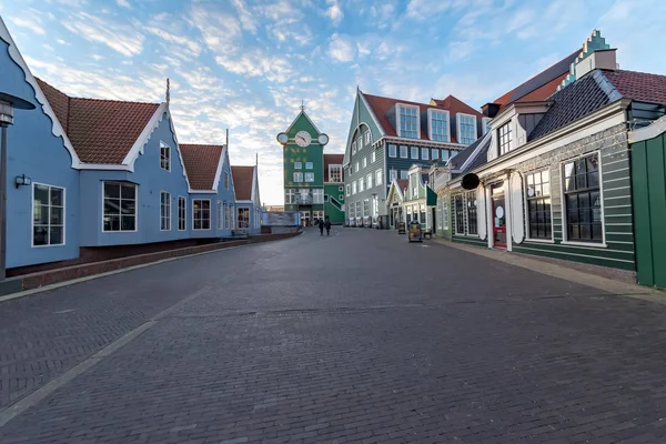 Pôr Sol Centro Cidade Zaandam Onde Todas Lojas Estão Fechadas — Fotografia de Stock