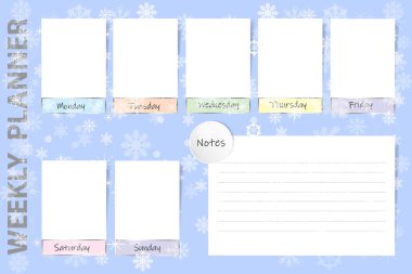 Mevsimlik haftalık planlayıcısı üzerine düşen kar taneleri tasarım ile açık mavi renkli. Grafik için notlar ve beyaz grafikler için haftanın her günü için metninizi hazır. 